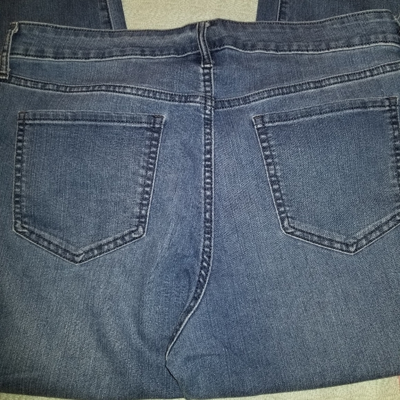Old Navy Super Skinny Mid Rise sz14 Bluejeans - Picture 8 of 9